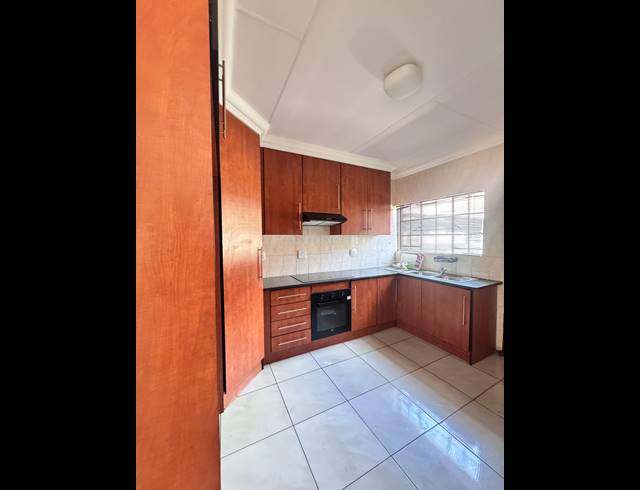 3 BEDROOM FREESTANDING FOR SALE IN MINERALIA
